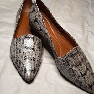 GIORGIO ARMANI Python Flats 9